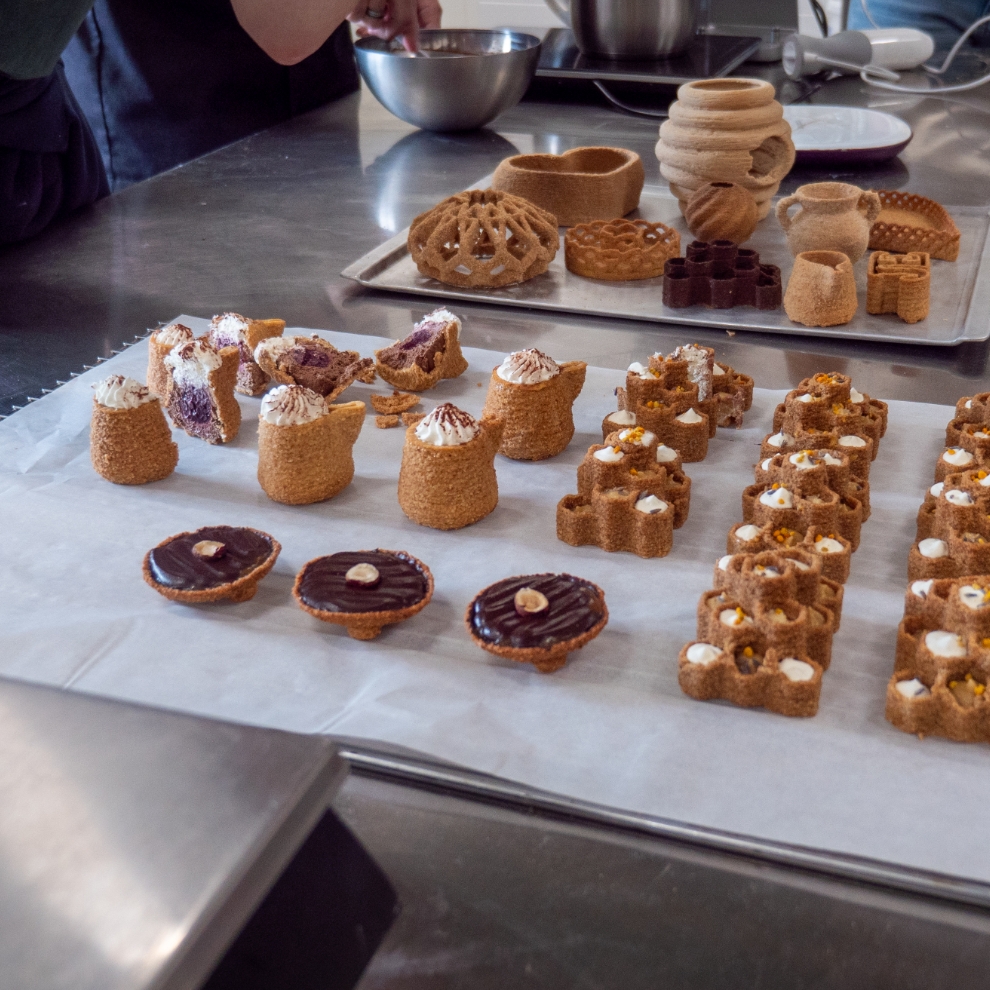 Gâteaux produits avec l'impression 3D à la Pâtisserie Numérique, et dégustation